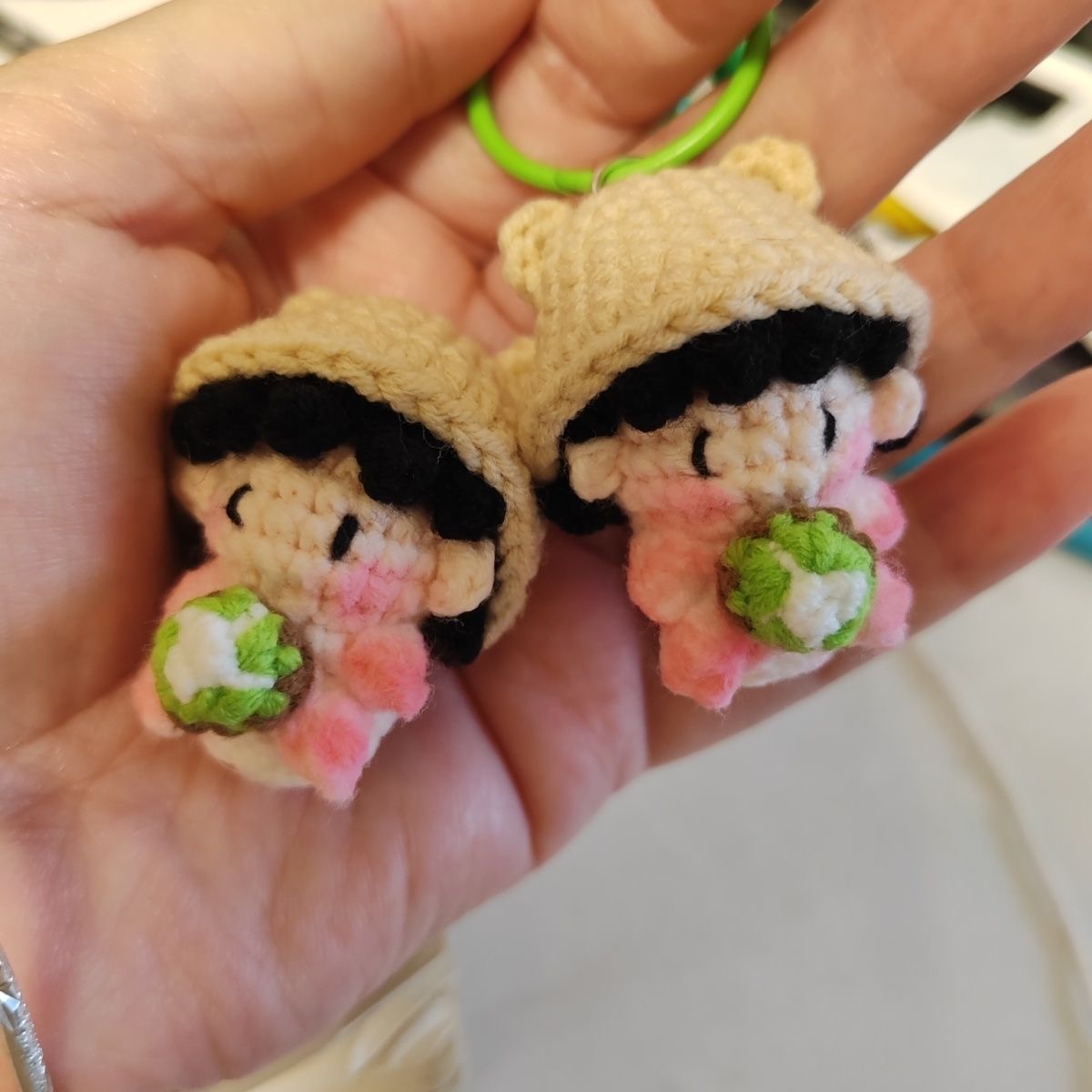 手作りのフック編みのイーグミキャンディー、小さな鼻とコスプレ - Gummy Candy のレビューと価格